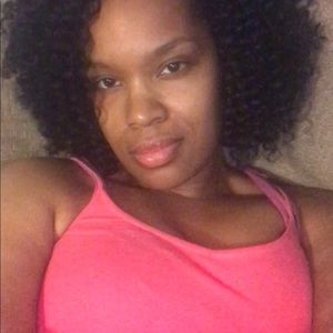 Meet your Posher, Sierra